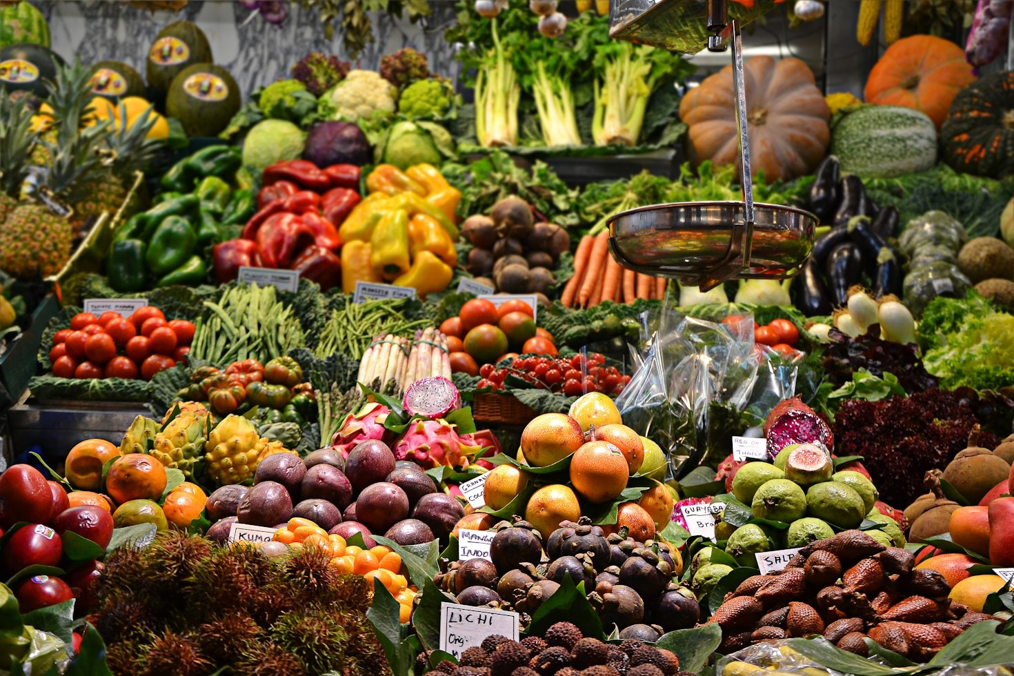The Evolution of Traditional Markets to Chợ Bung